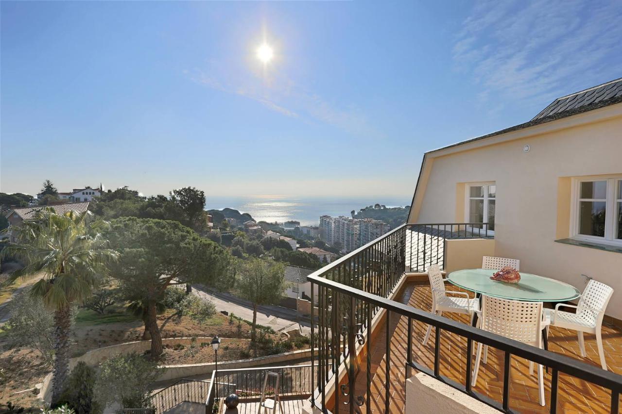 Homestay Villa Estrella - Costa Brava Calella Buitenkant foto