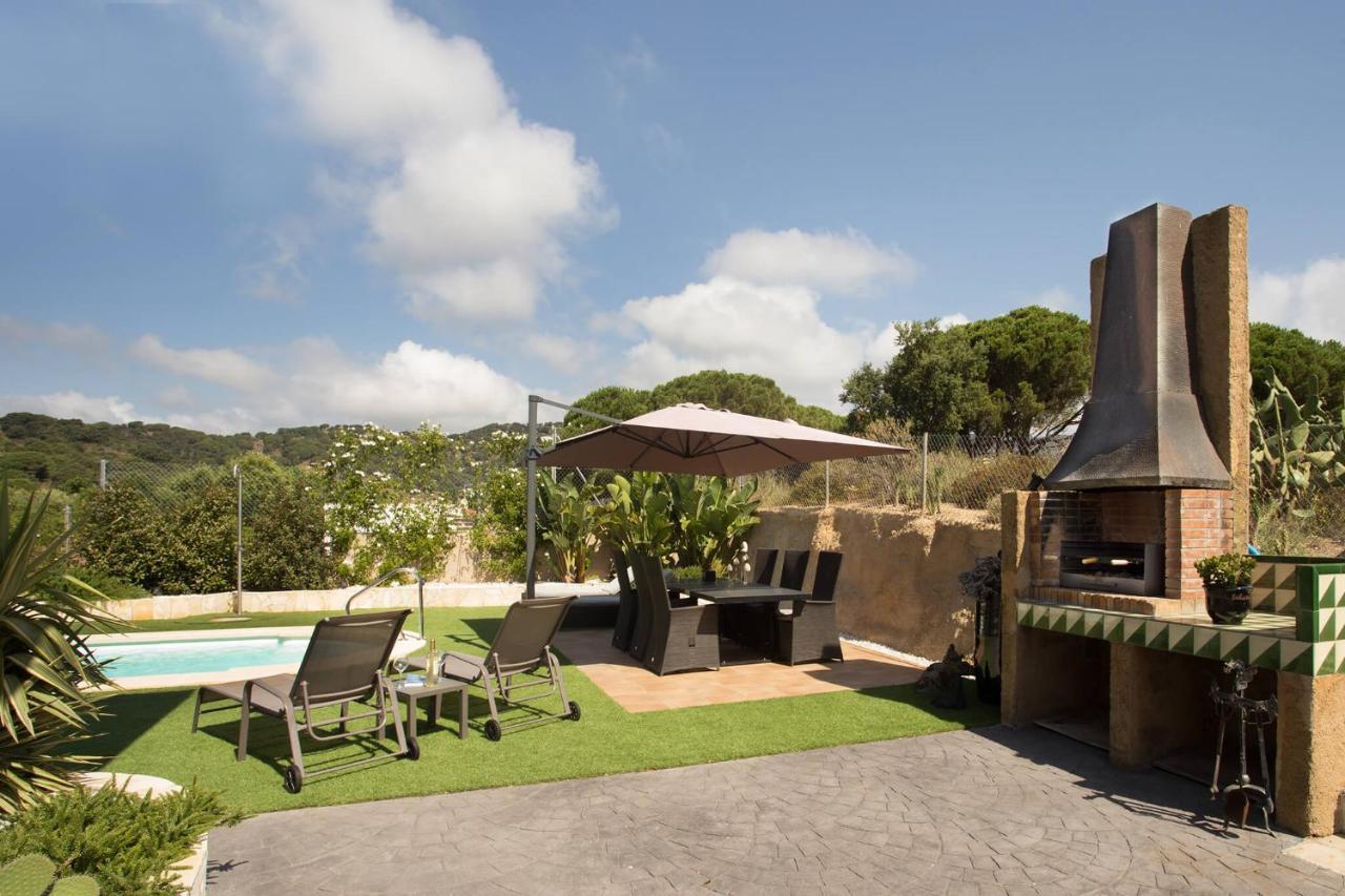 Homestay Villa Estrella - Costa Brava Calella Buitenkant foto