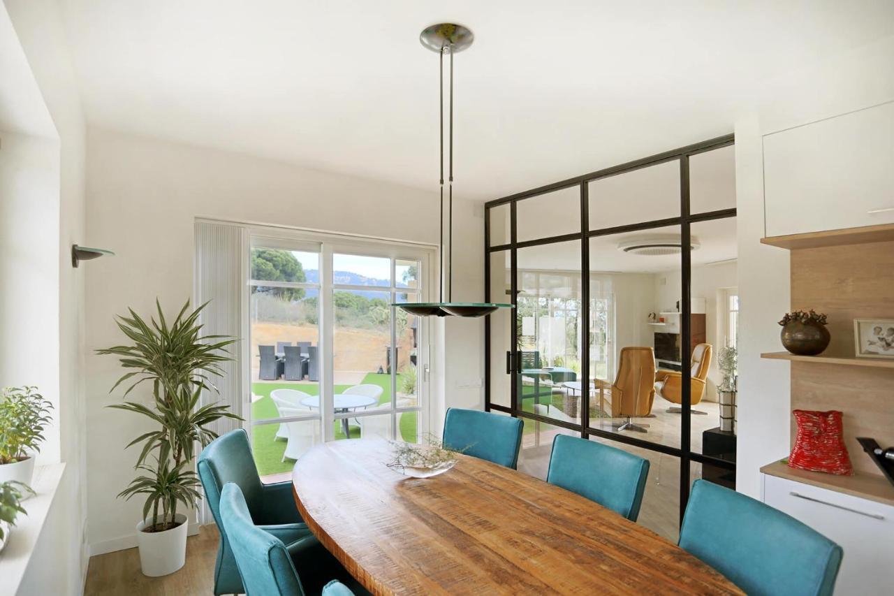 Homestay Villa Estrella - Costa Brava Calella Buitenkant foto