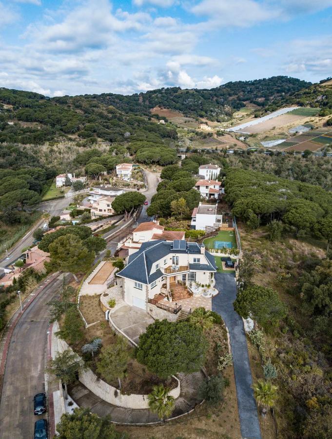 Homestay Villa Estrella - Costa Brava Calella Buitenkant foto