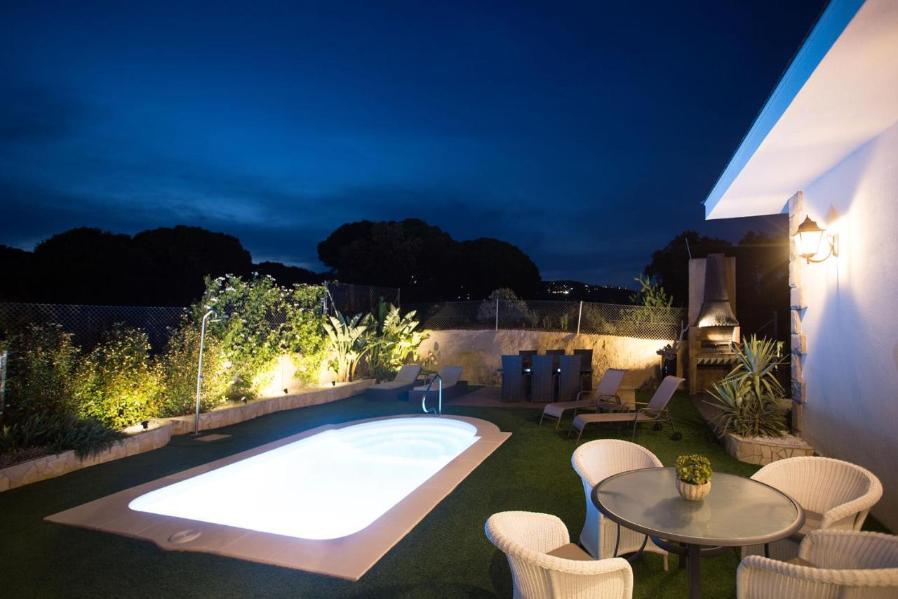 Homestay Villa Estrella - Costa Brava Calella Buitenkant foto