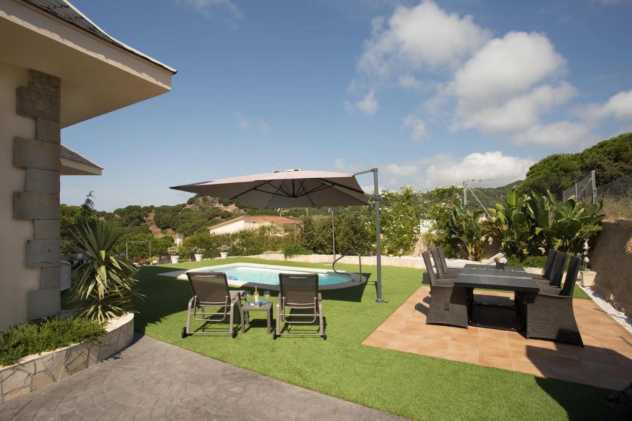 Homestay Villa Estrella - Costa Brava Calella Buitenkant foto