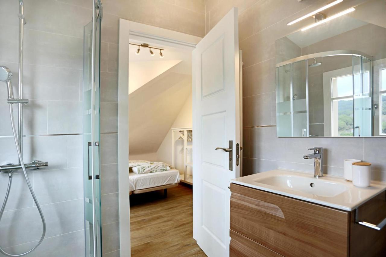 Homestay Villa Estrella - Costa Brava Calella Buitenkant foto