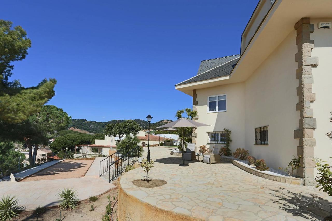 Homestay Villa Estrella - Costa Brava Calella Buitenkant foto