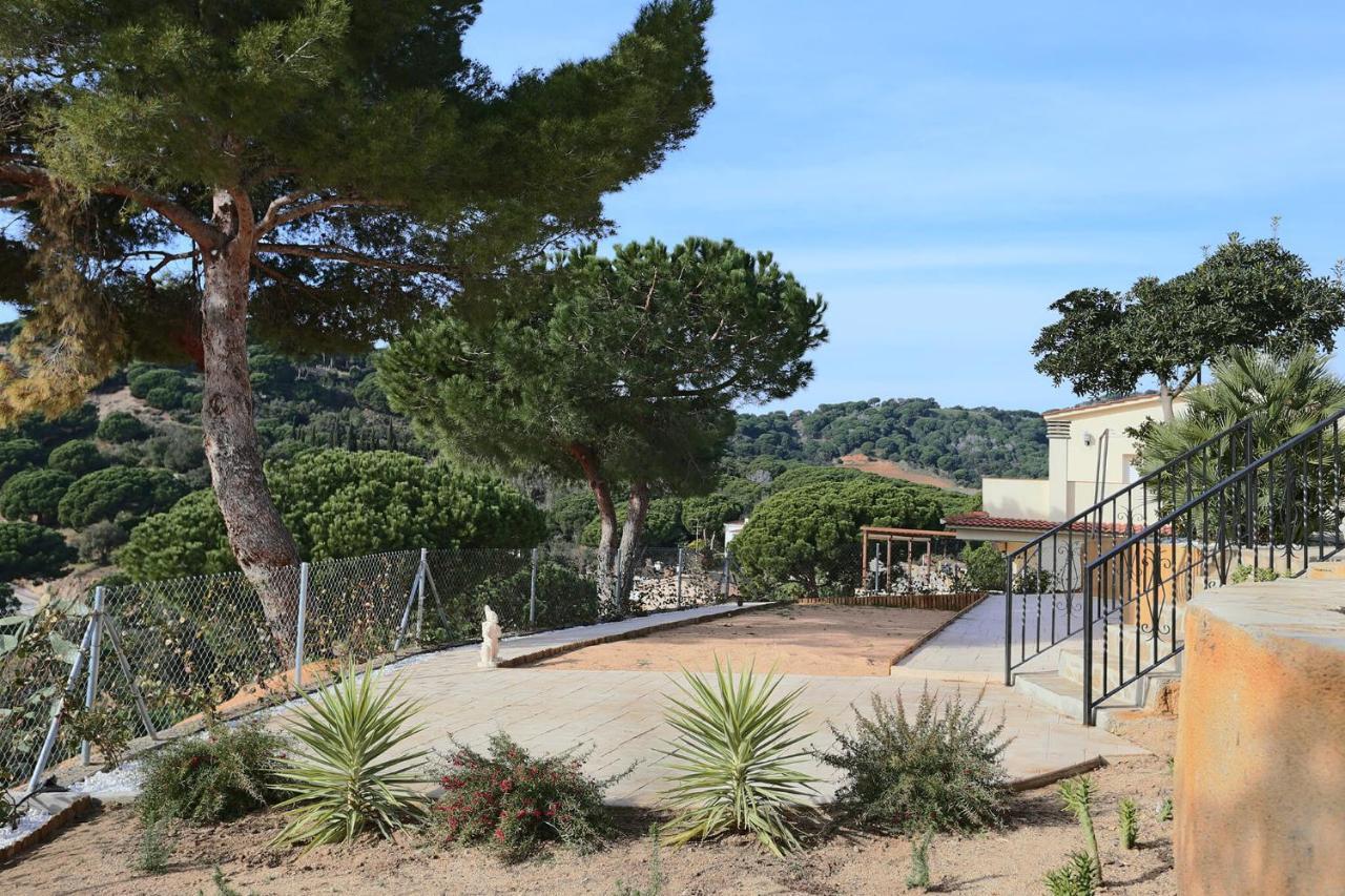 Homestay Villa Estrella - Costa Brava Calella Buitenkant foto