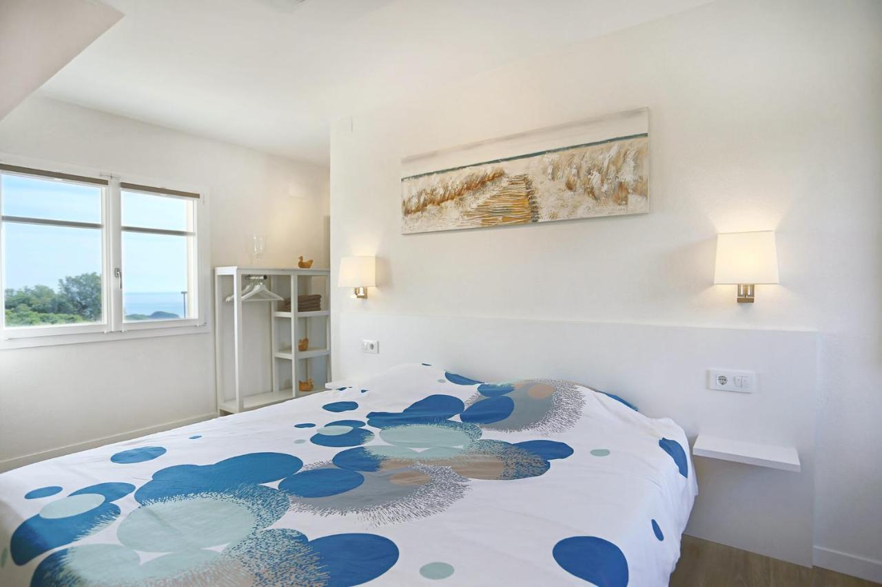 Homestay Villa Estrella - Costa Brava Calella Kamer foto